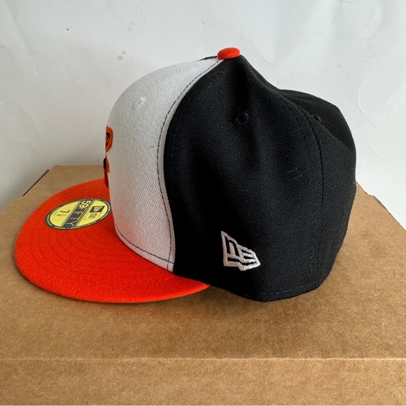 Baltimore Orioles 2024 MLB Post Season Hat Fitted New Era 59FIFTY On Field 7 1/8 - Picture 7 of 9